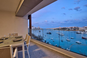Sea Front Spacious Valletta Views Apartments
